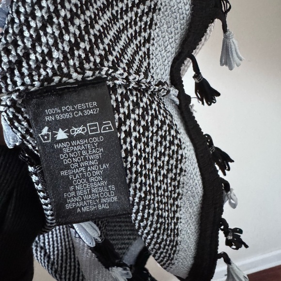 NIC+ZOE Lantana Textured Sweater Tank size xsmall - Picture 5 of 7